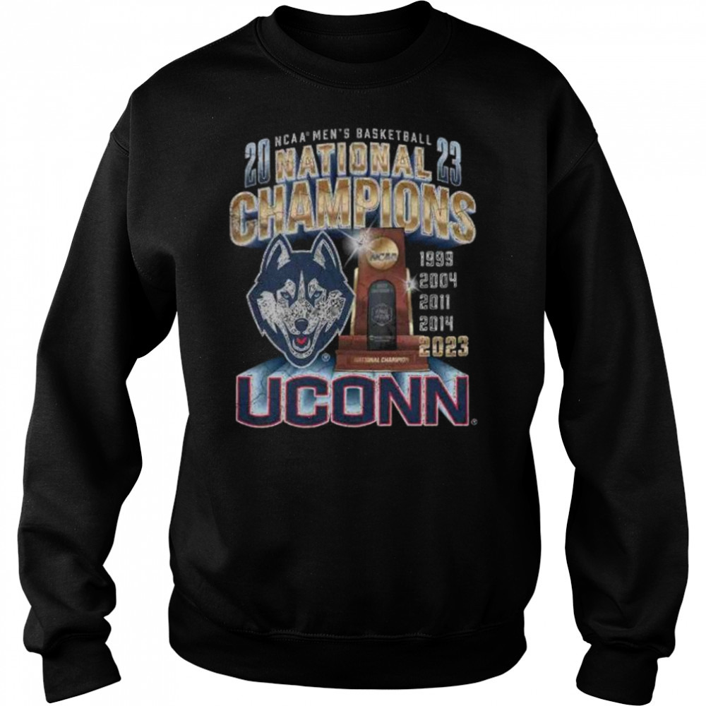 Sweat shirts