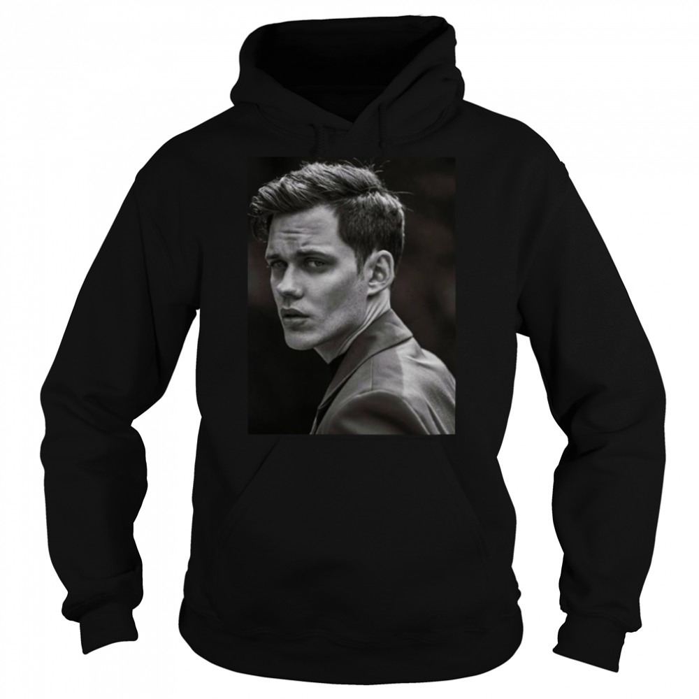 Hoodie shirts