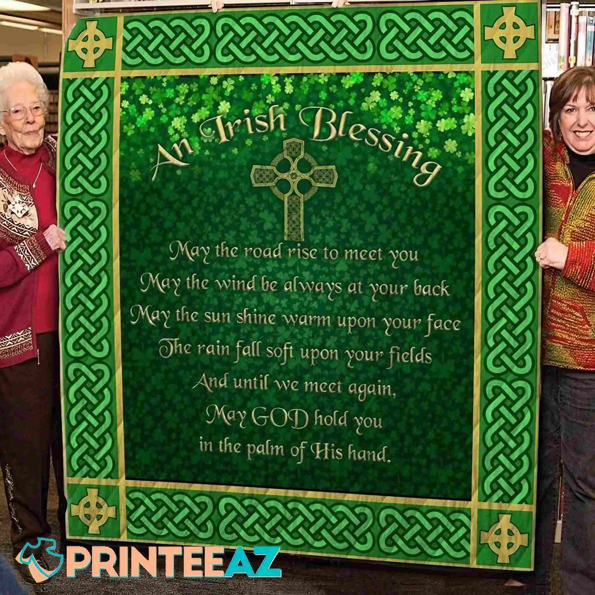 An Irish Blessing St Patrick_s Day Fleece Throw Quilt Blanket With Green Shamrocks - PrinteeAZ