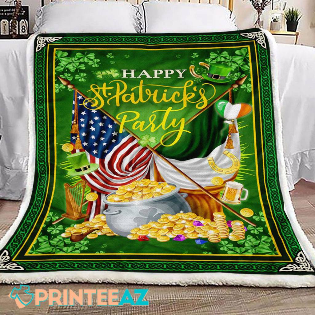 Irish American St Patrick_s Day Fleece Throw Quilt Blanket With Pot Of Gold - PrinteeAZ