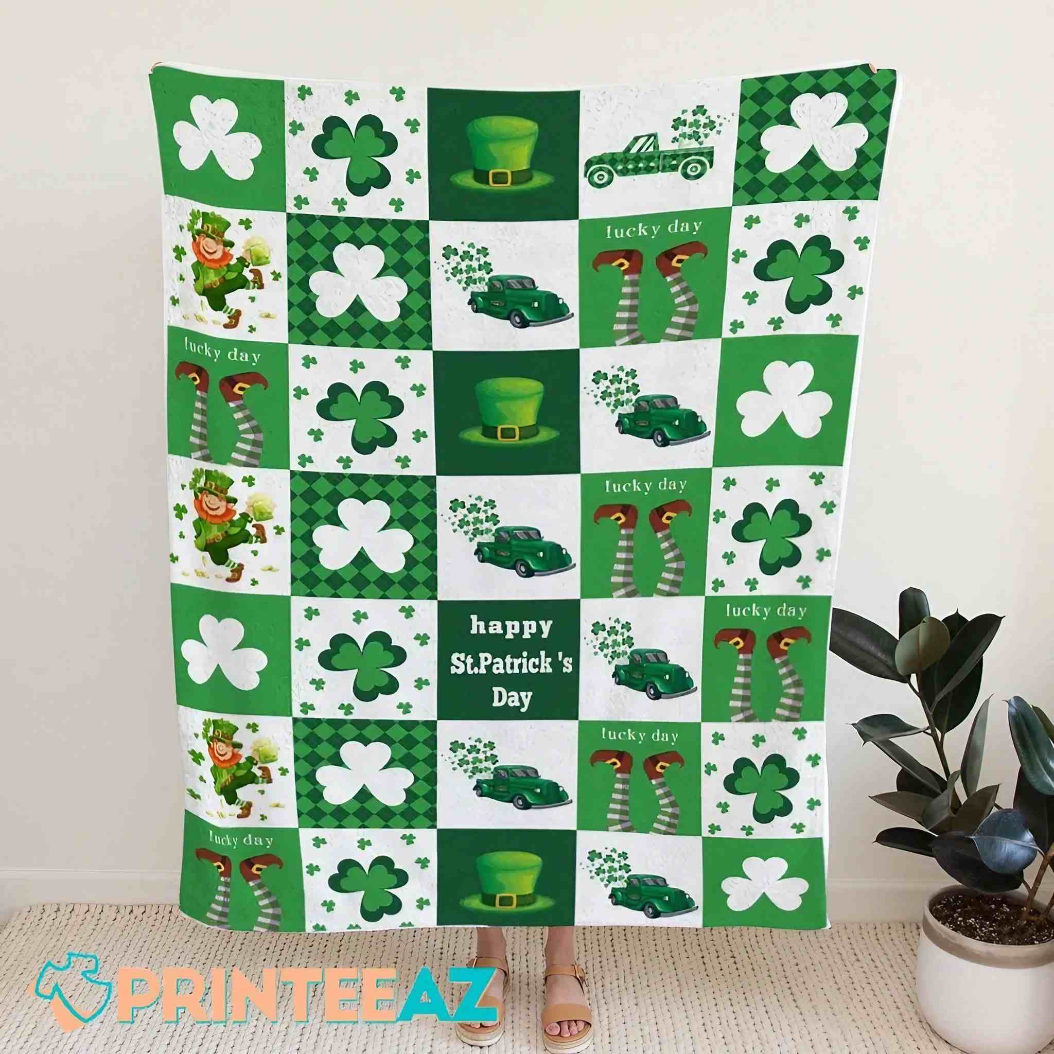 Lucky Day St Patrick_s Day Fleece Throw Quilt Blanket With Leprechauns - PrinteeAZ