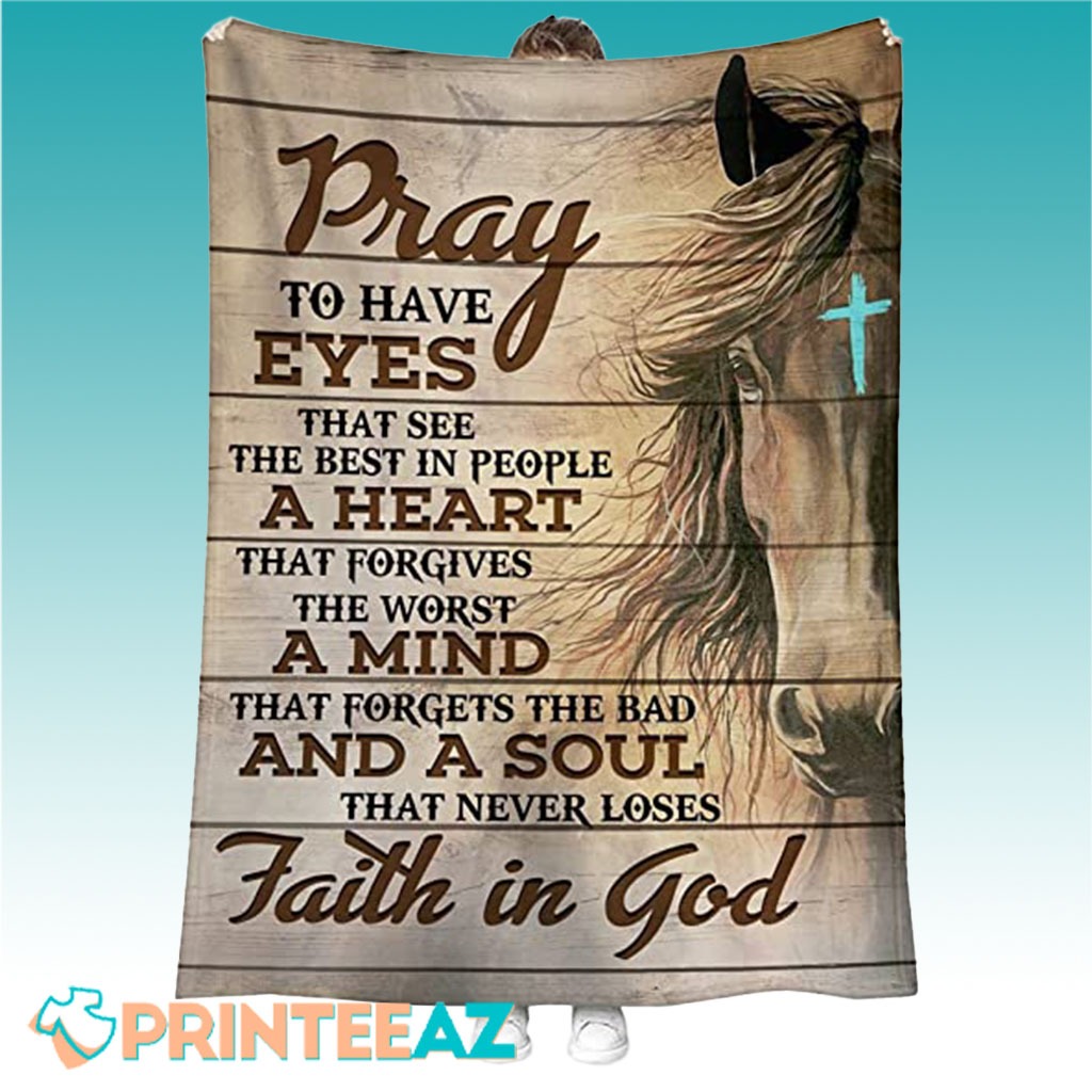 Never Loses Faith In God In The Bible Quote Fleece Throw Quilt Blanket With Horse, Cross, Brown And Black Text - PrinteeAZ