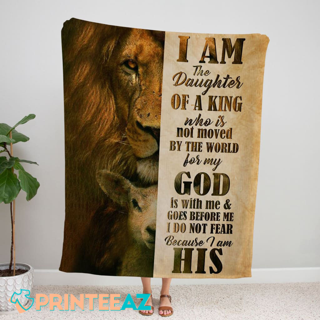 The Lion And Lamb, I Am The Daughter Of A King Fleece Throw Quilt Blanket Quote - PrinteeAZ