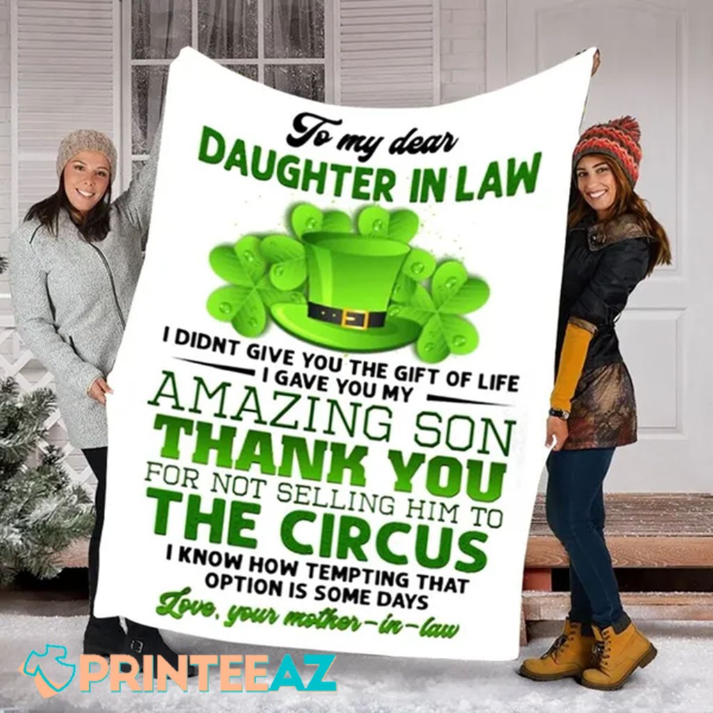 To My Dear Daughter In Law St Patrick_s Day Fleece Throw Quilt Blanket - PrinteeAZ