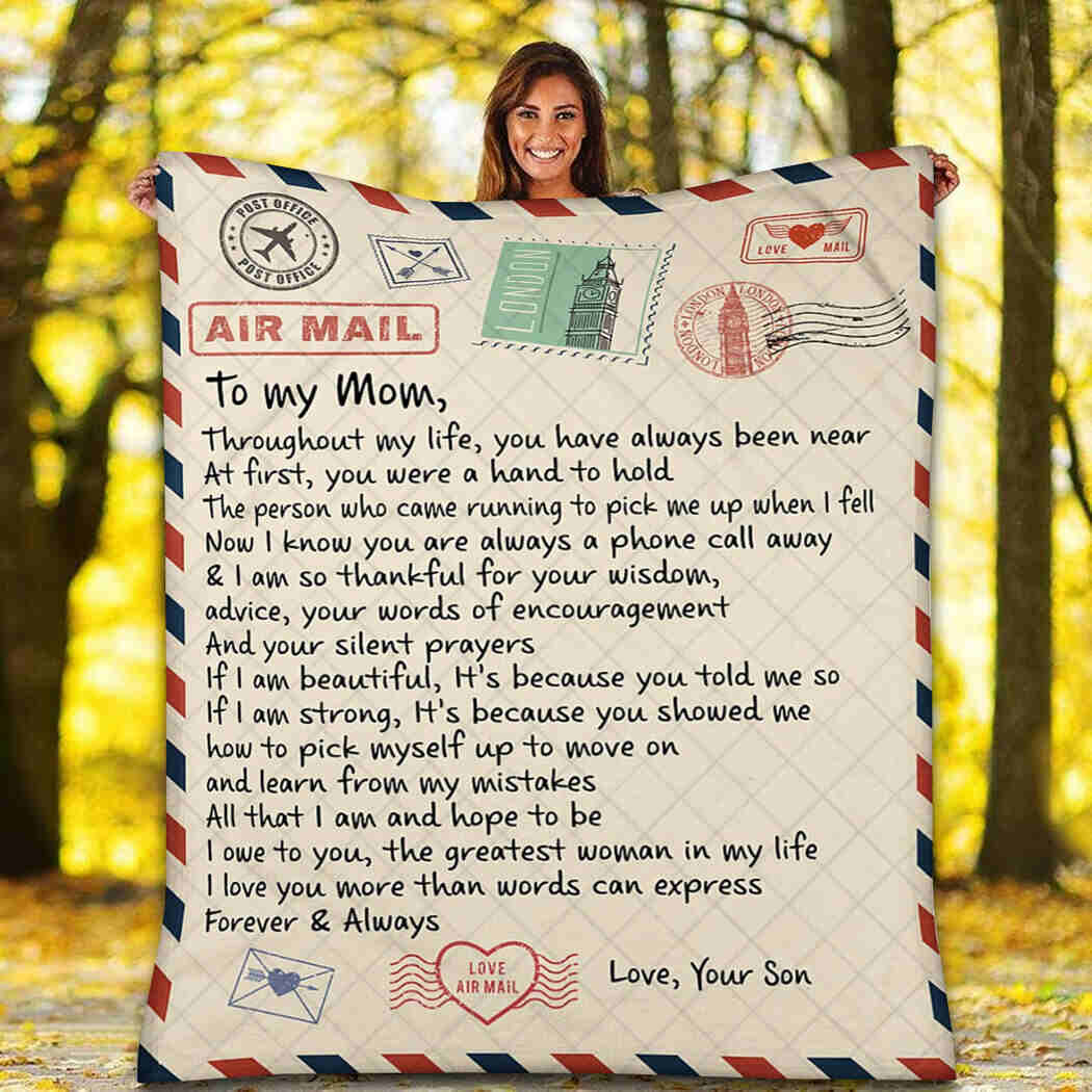 To My Mom - I Love You More Than Words Can Express Blanket