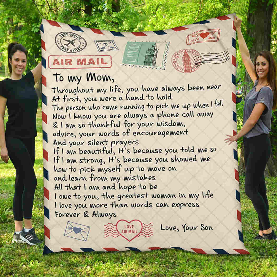 To My Mom - I Love You More Than Words Can Express Blanket