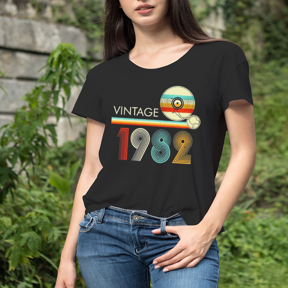 Women's tshirt