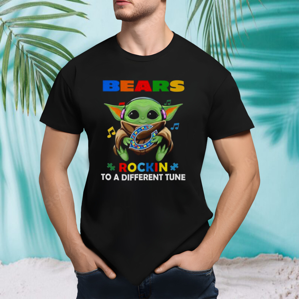 Baby Yoda Hug Chicago Bears Autism Rockin To A Different Tune shirt