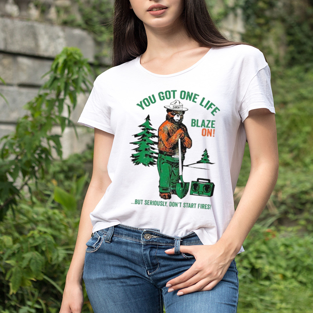 Women's shirt