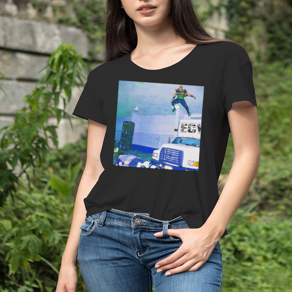 Women's tshirt