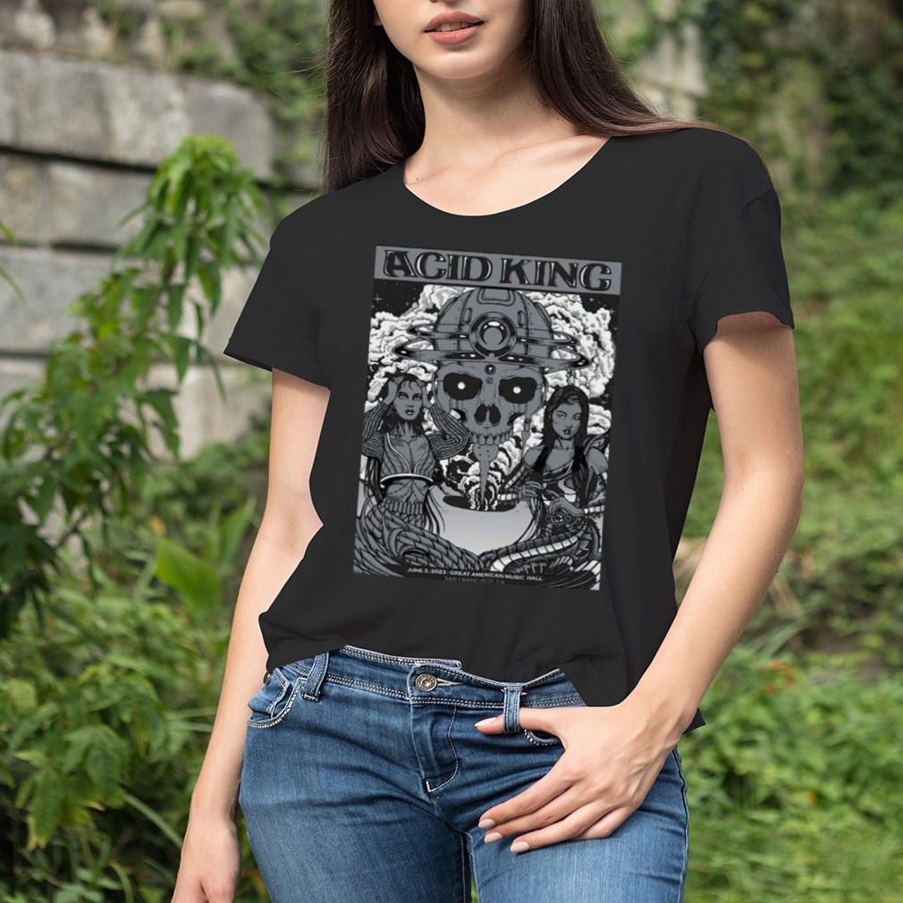 Women's tshirt