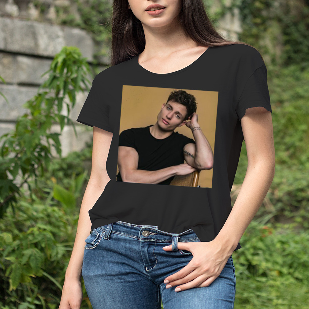 Women's tshirt