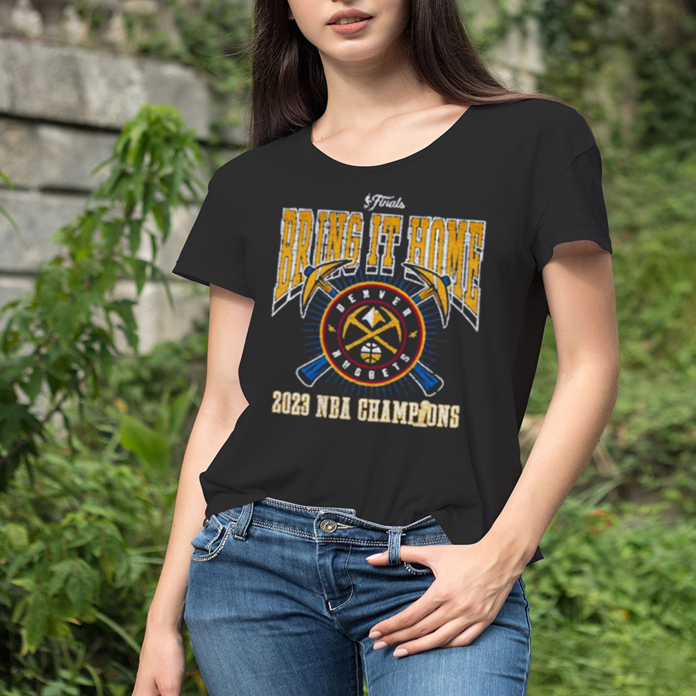 Women's tshirt
