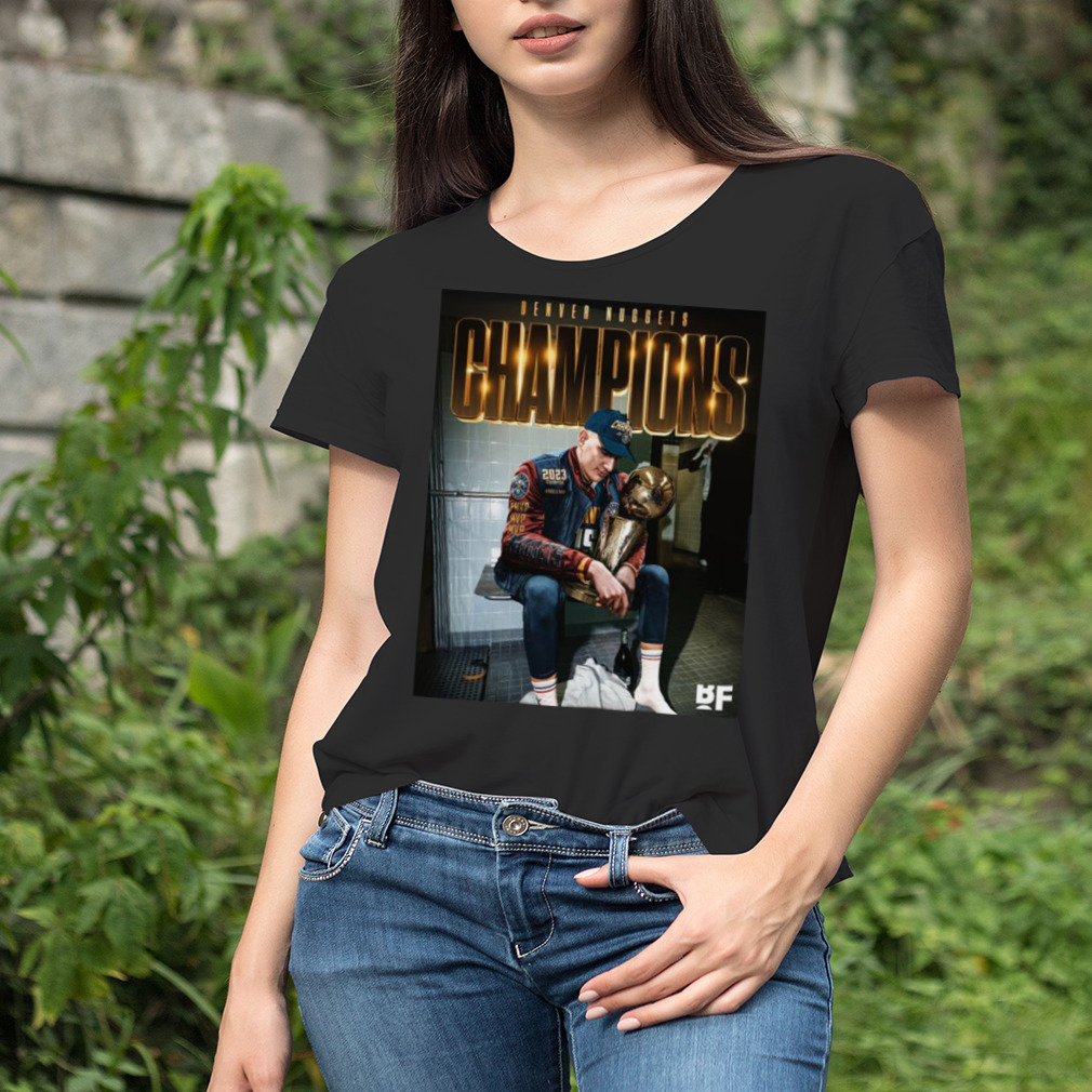 Women's tshirt