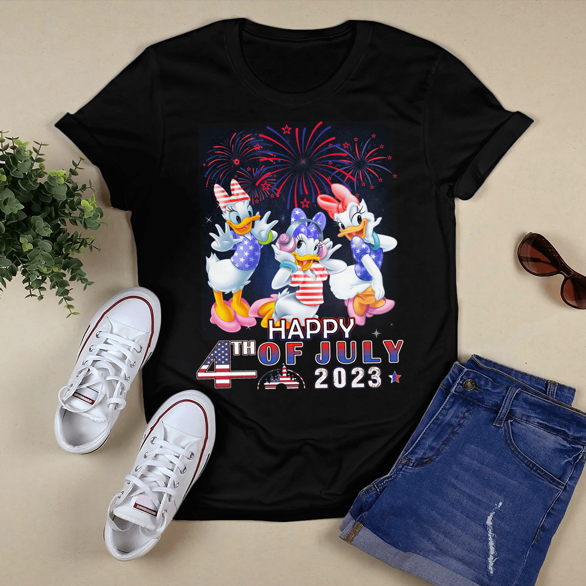 Daisy Duck Red Blue Fireworks Happy 4th Of July 2023 Independent T-shirt