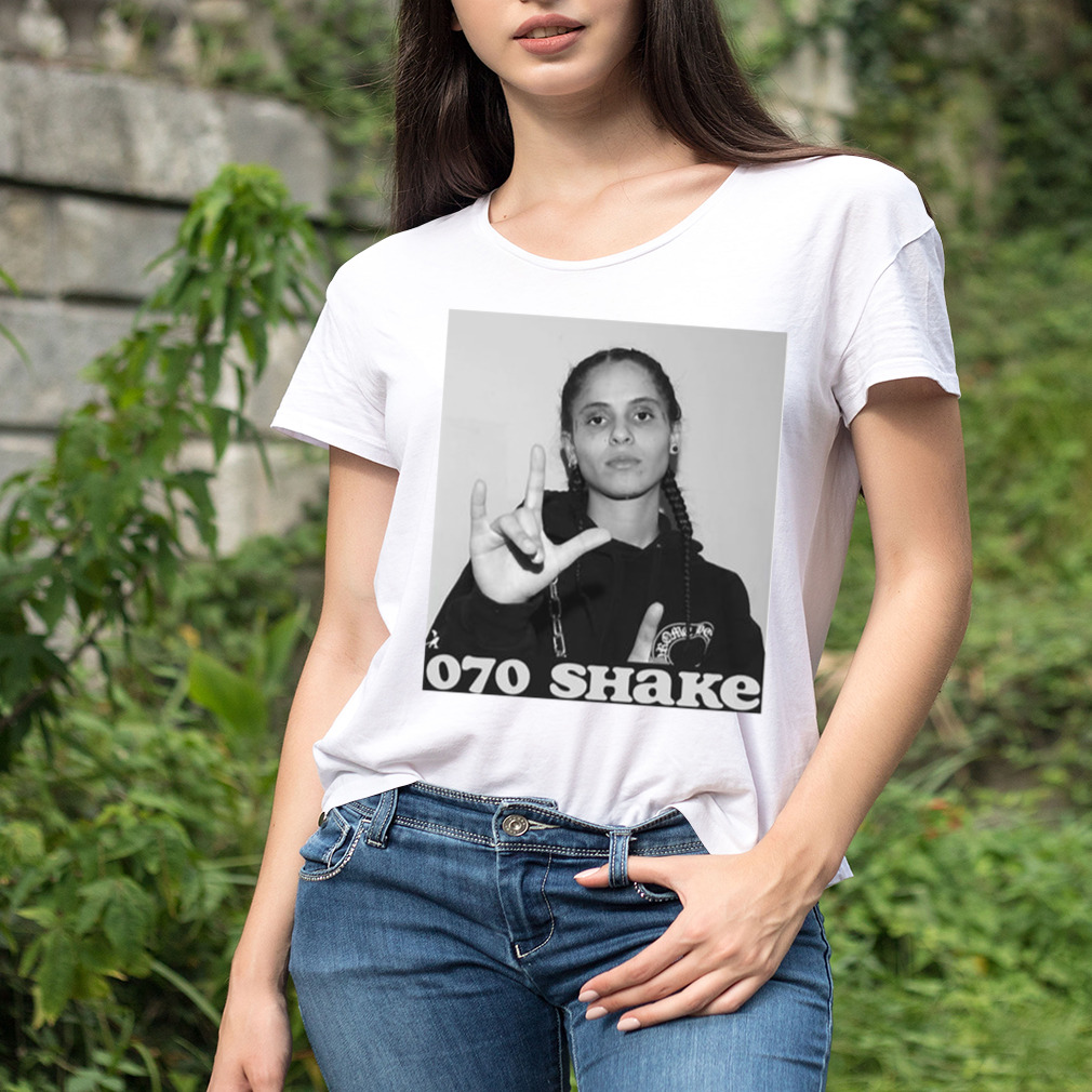 Women's shirt