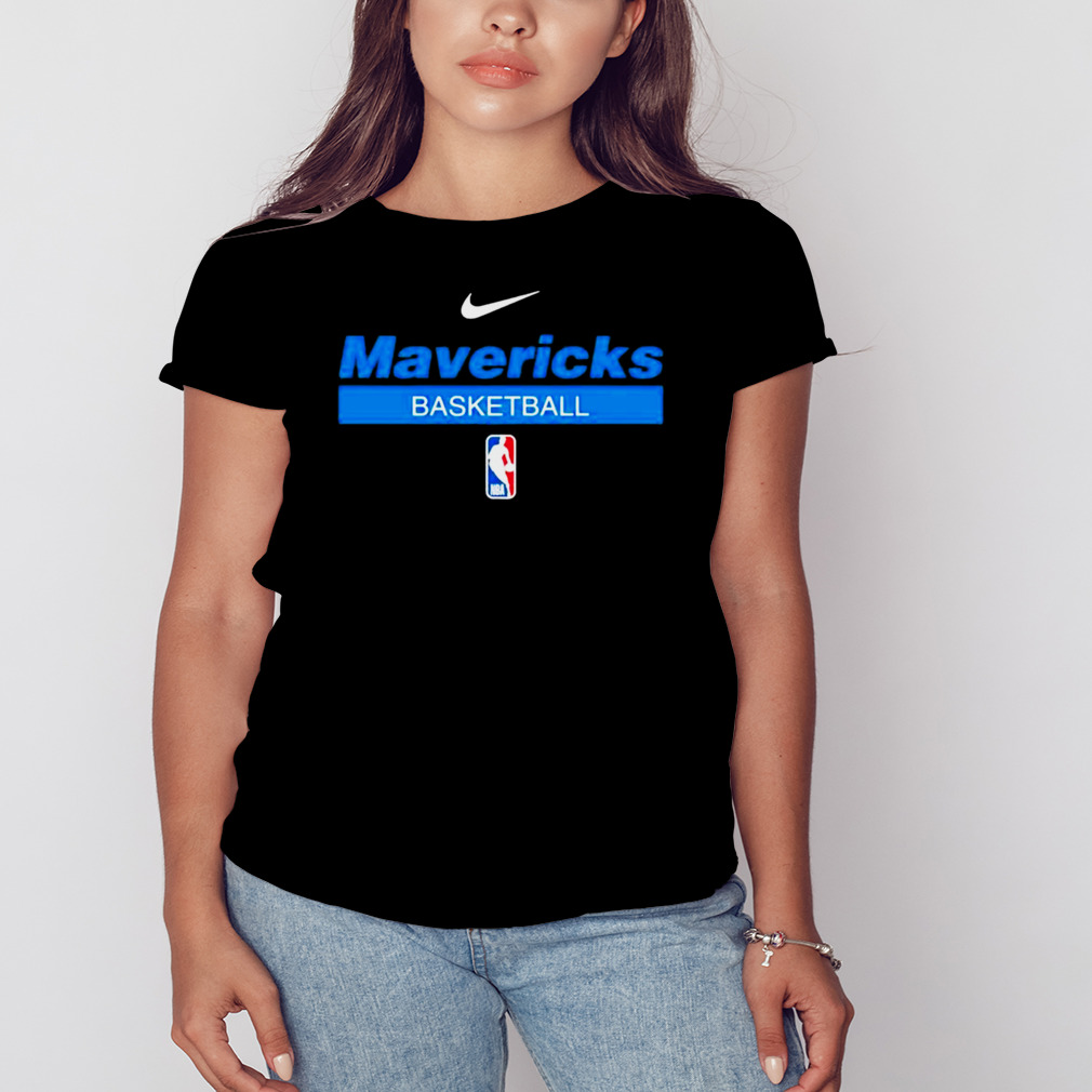 Dallas Mavericks Men's Nike NBA T-Shirt. Nike IL