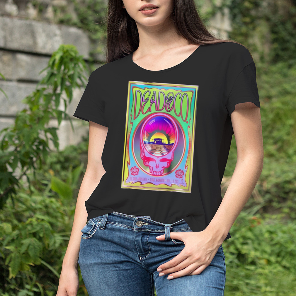 Women's tshirt