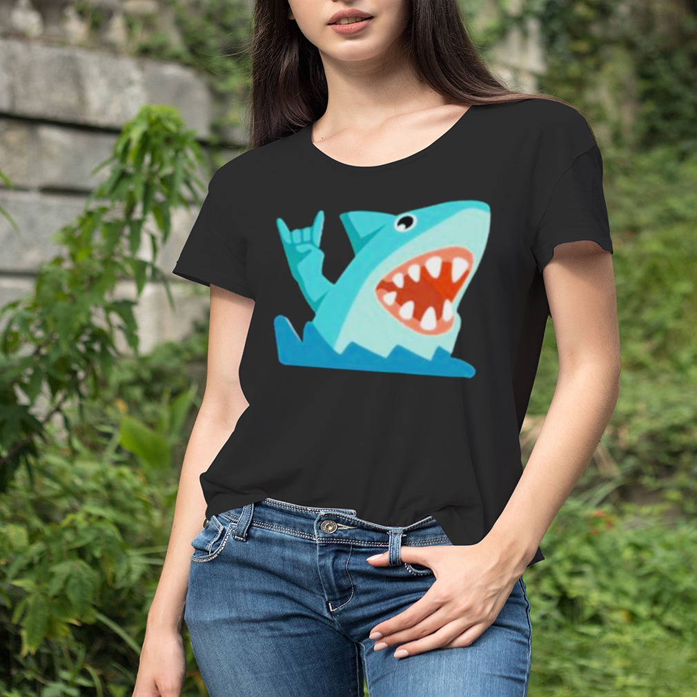 Women's tshirt
