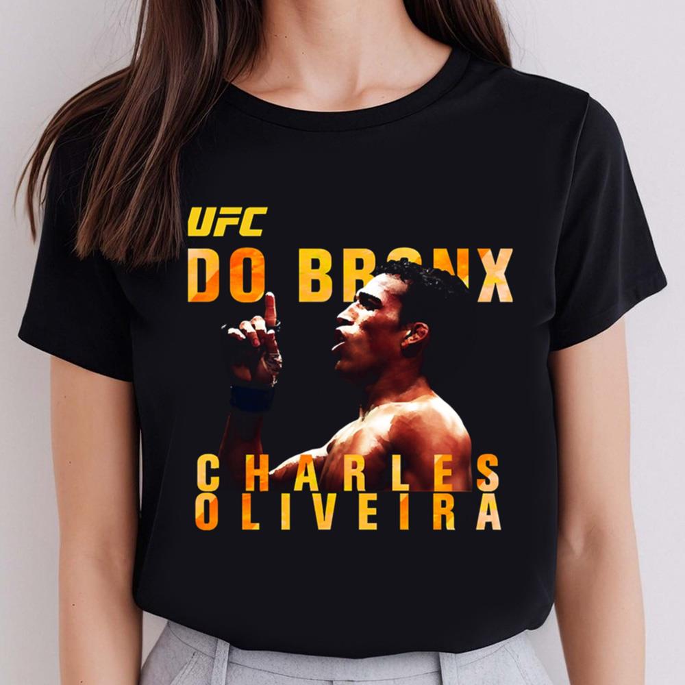 Charles Oliveira MMA UFC 256 Essential T-Shirt