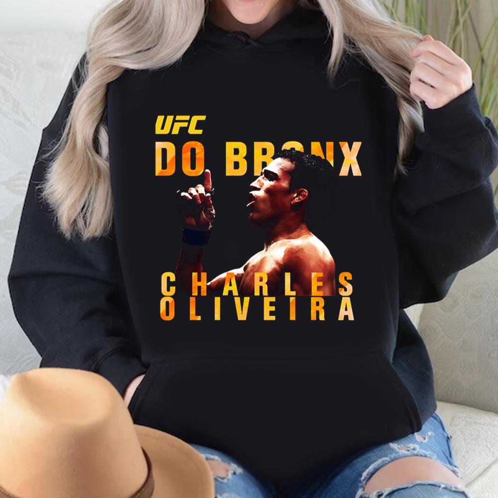 Charles Oliveira MMA UFC 256 Essential T-Shirt
