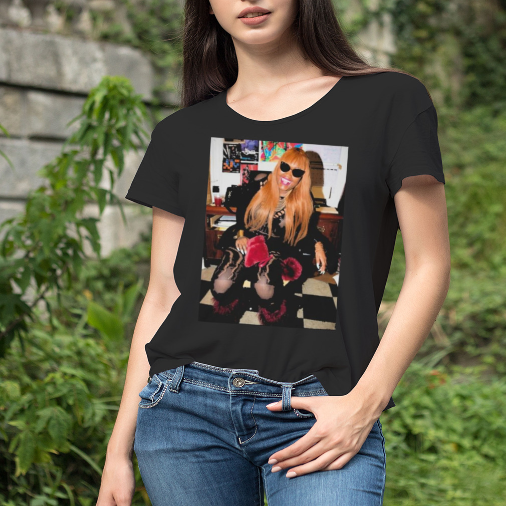 Women's tshirt