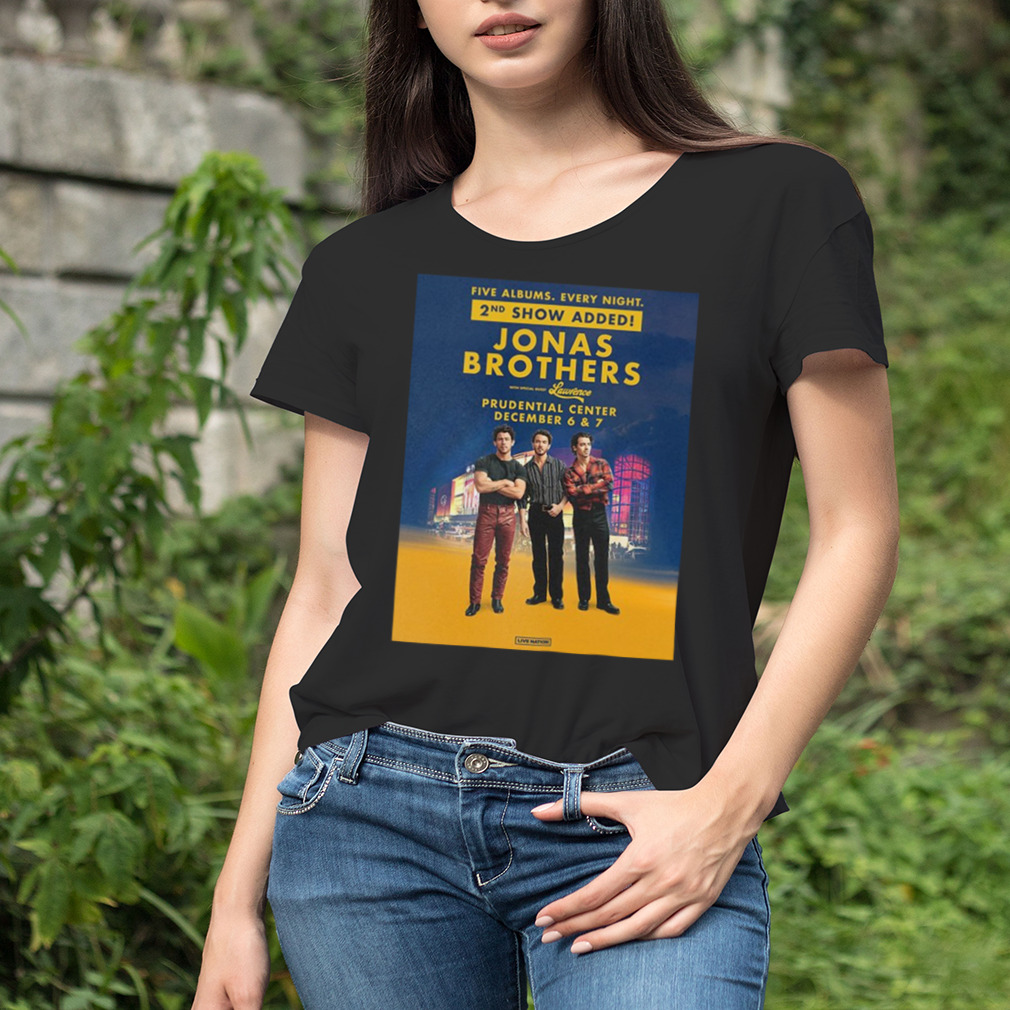Women's tshirt
