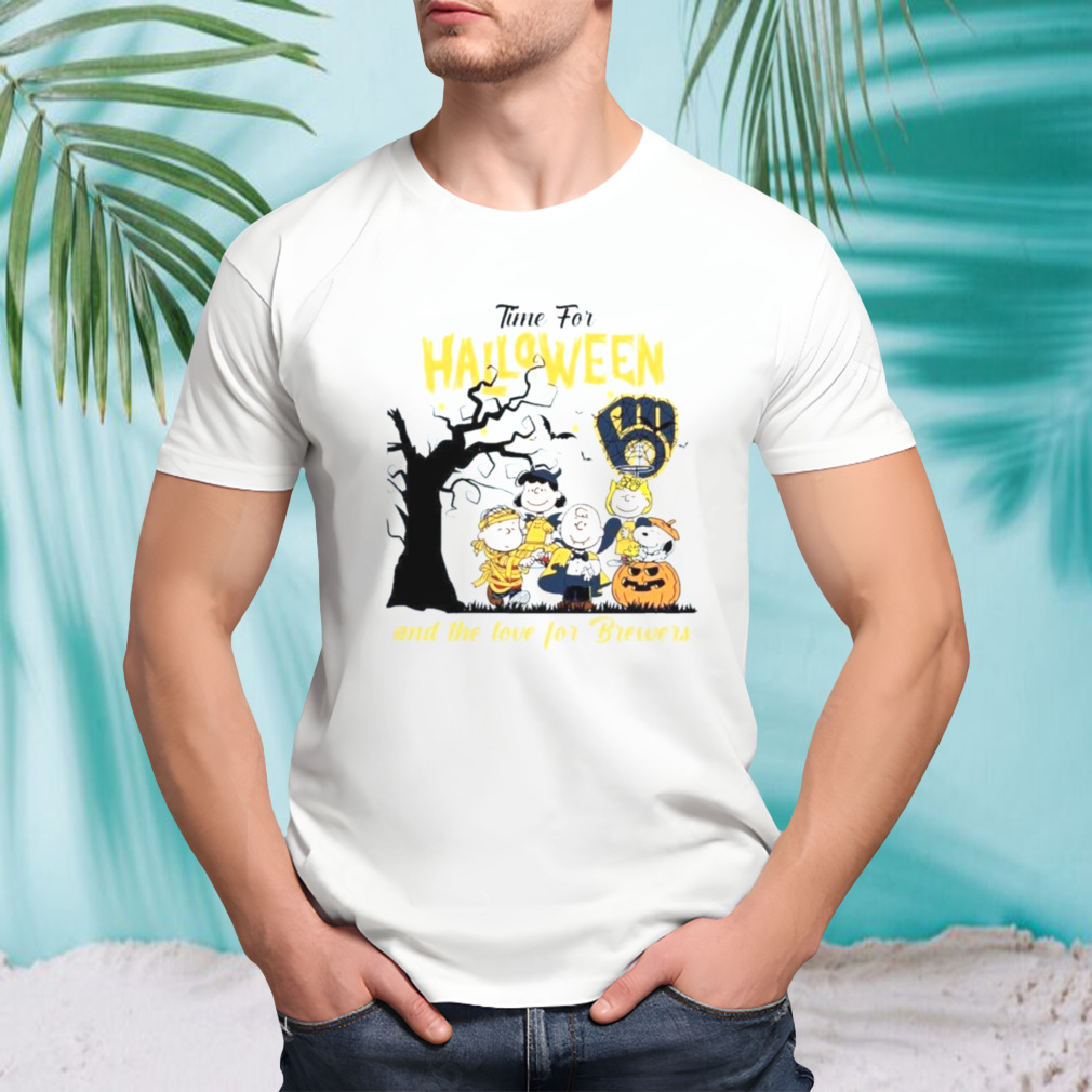 Peanuts Time For Halloween And The Love For Milwaukee Brewers Logo 2023 T-Shirt