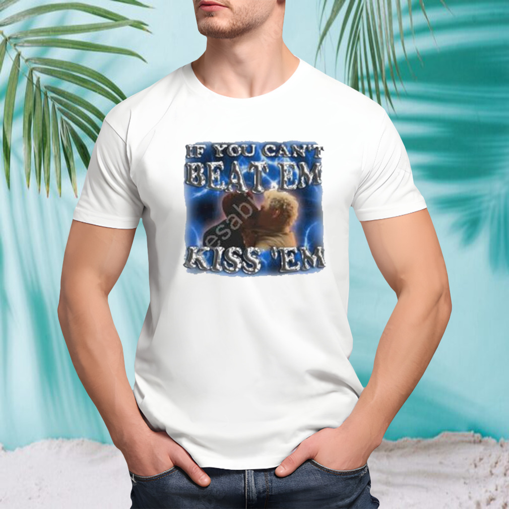 Degenerated merch kiss ’em 2.0 T-shirt