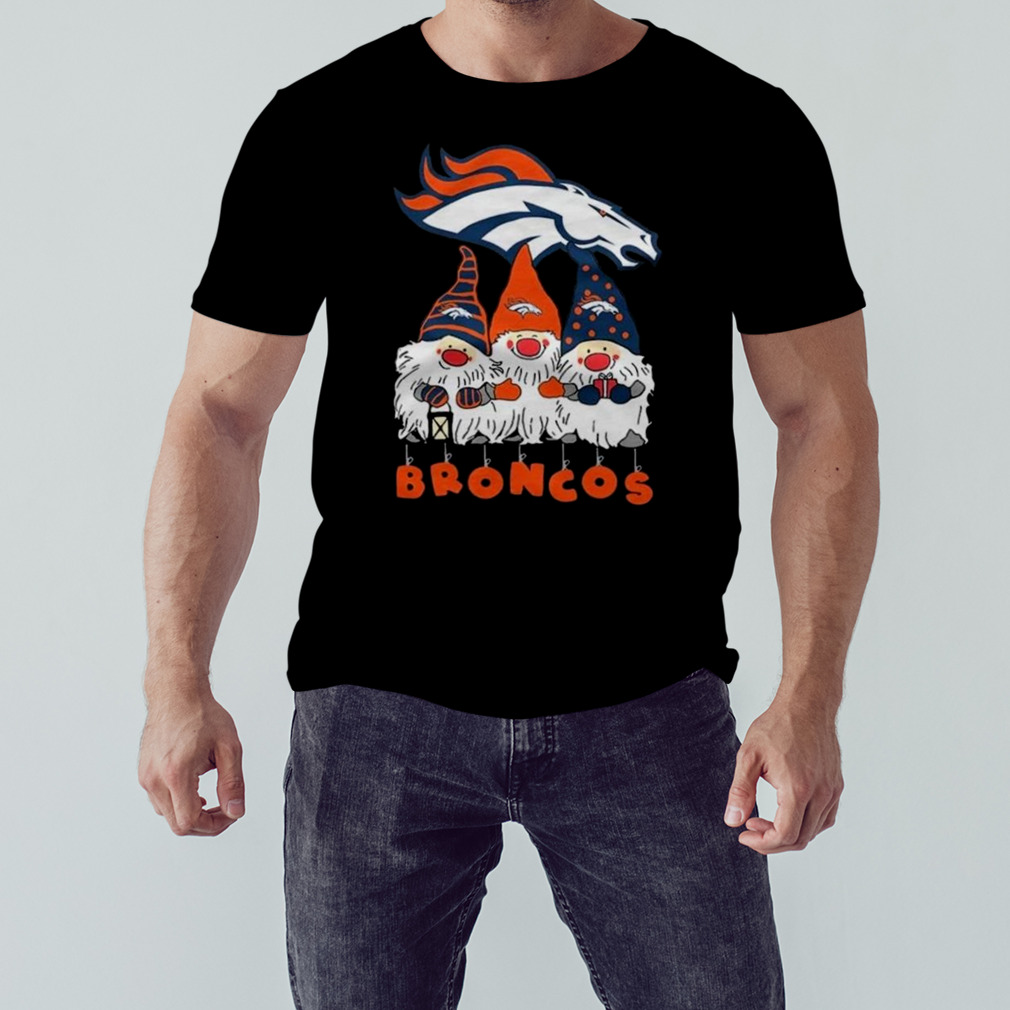 Denver Broncos The Gnomes Christmas T-shirt