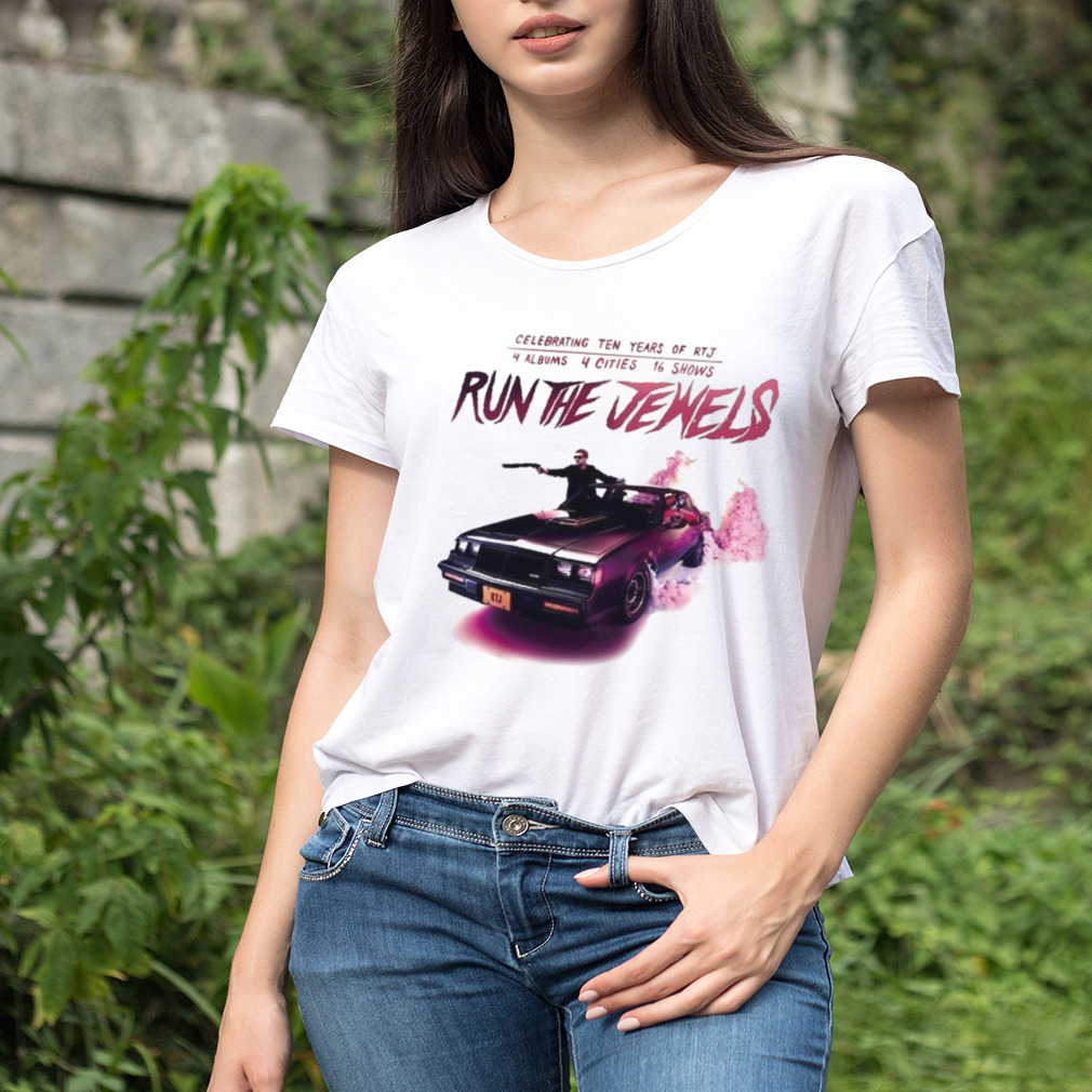 Women's shirt