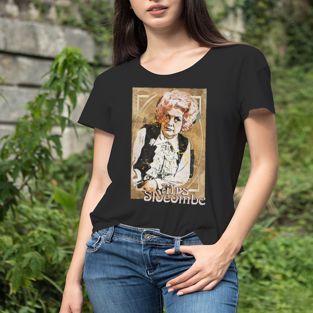 Women's tshirt