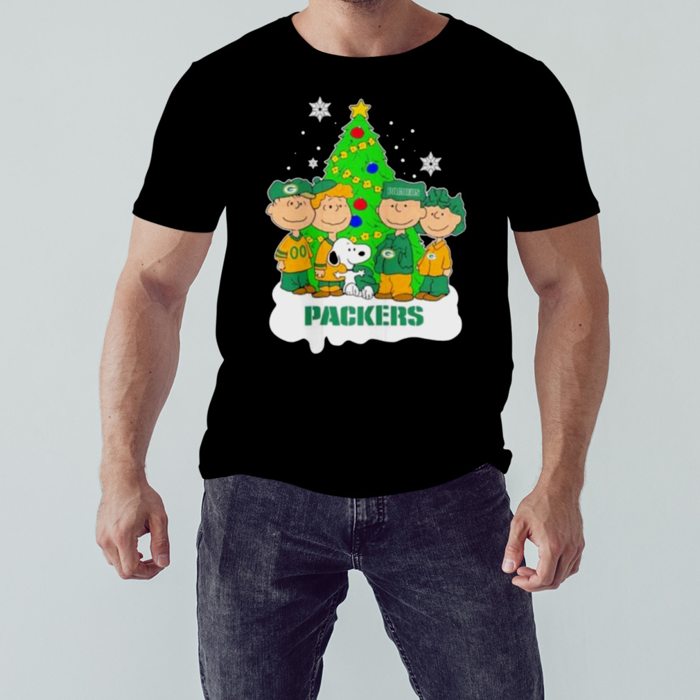 Nouvette Snoopy Green Bay Packers Christmas Shirt