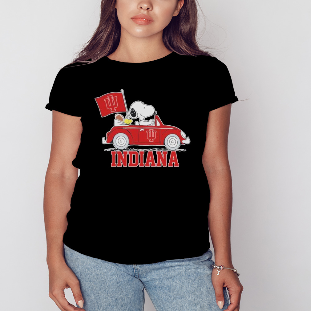 Snoopy And Woodstock Drive Car Indiana Shirt 2 Women's tshirt
