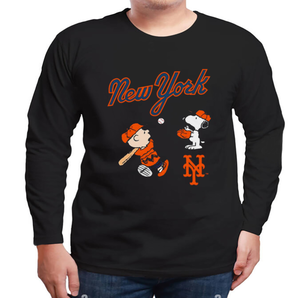 Peanuts Charlie Brown And Snoopy Playing Baseball New York Mets shirt 3 Longsleeve tshirt