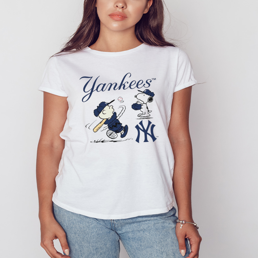 Peanuts Charlie Brown And Snoopy Playing Baseball New York Yankees