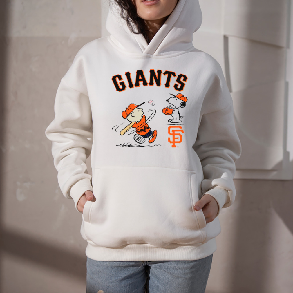 Peanuts Charlie Brown And Snoopy Playing Baseball San Francisco Giants Shirt