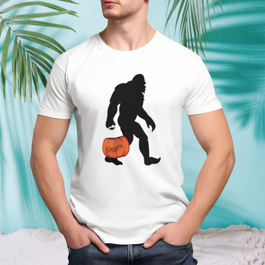 Los Angeles Dodgers Bigfoot Halloween shirt