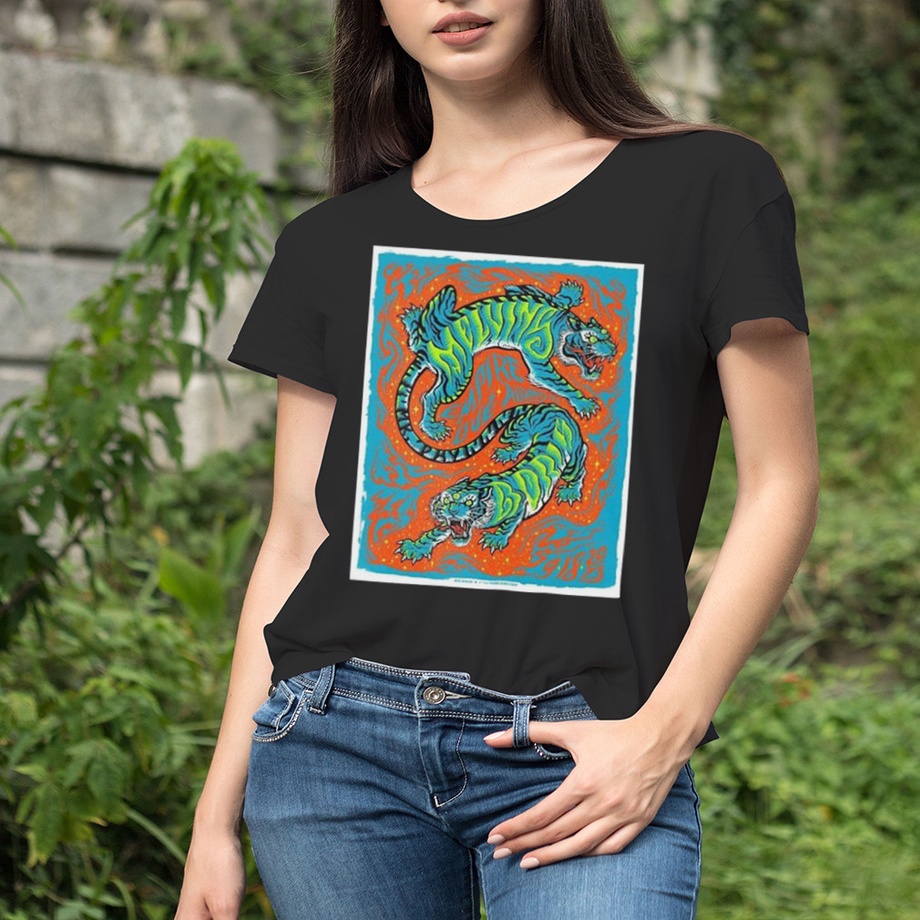 Women's tshirt