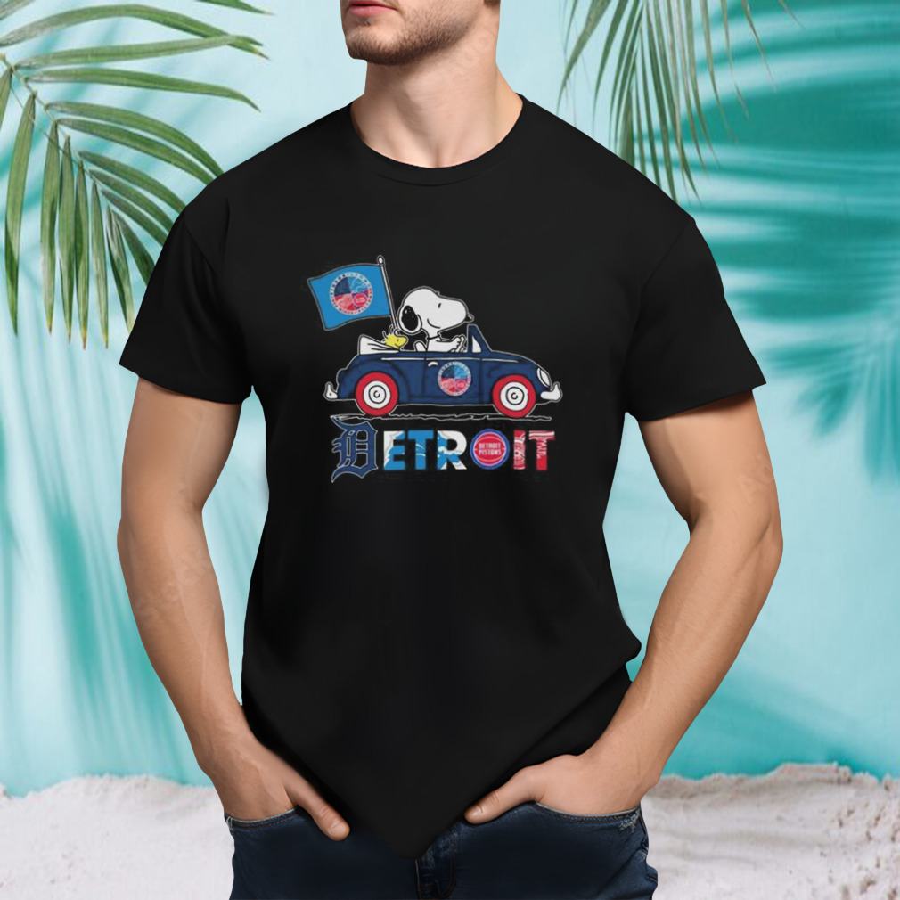 Snoopy And Woodstock Driving Car Detroit Team Sports shirt
