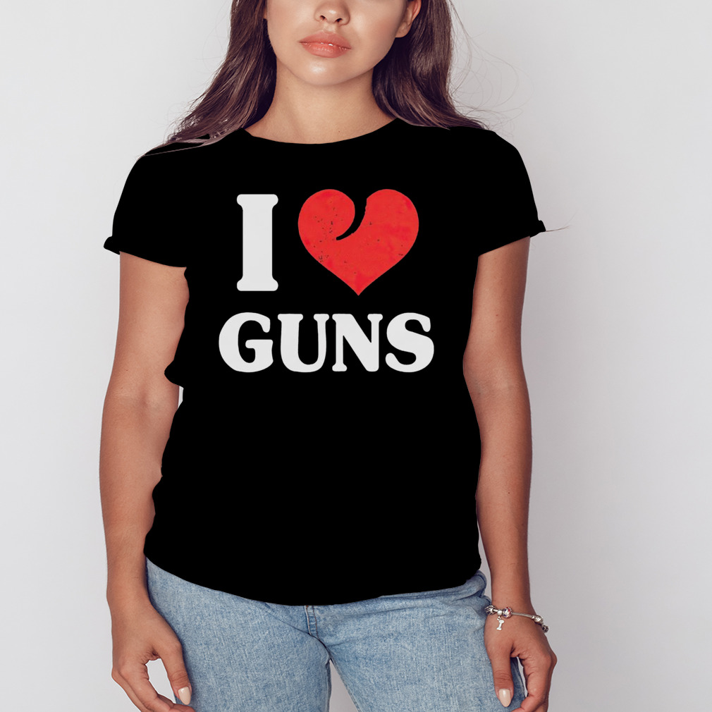I love guns shirt 2 Women's tshirt