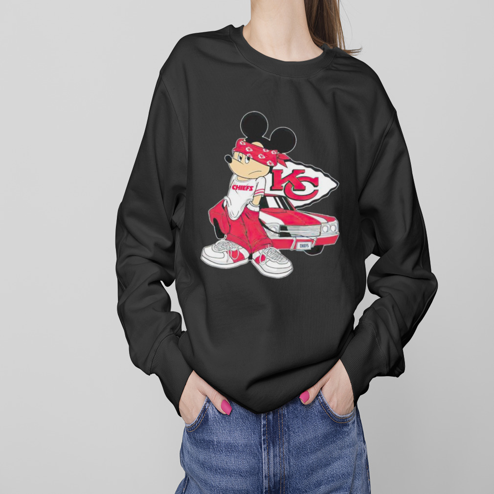 Official mickey mouse Kansas city Chiefs posing shirt, hoodie, tank top,  sweater and long sleeve t-shirt