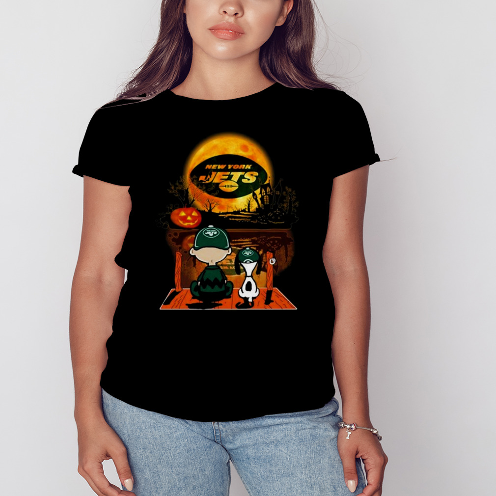 Charlie Brown & Snoopy: New York Jets T-Shirt - TeeNaviSport