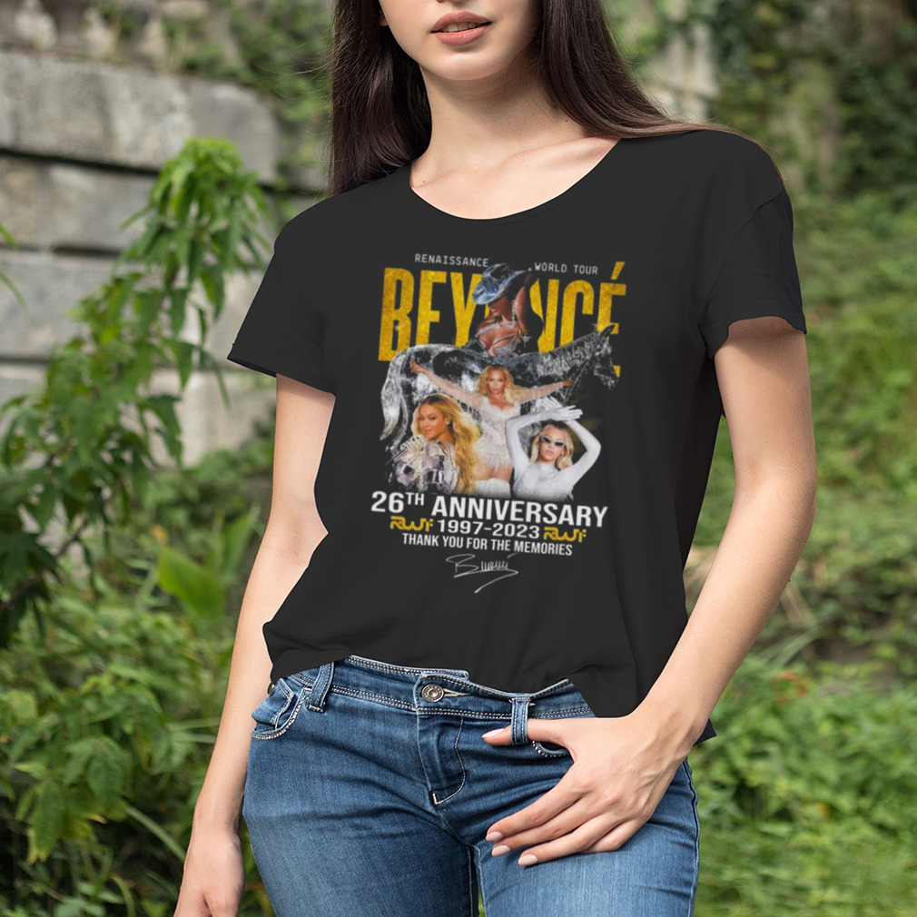 Women's tshirt