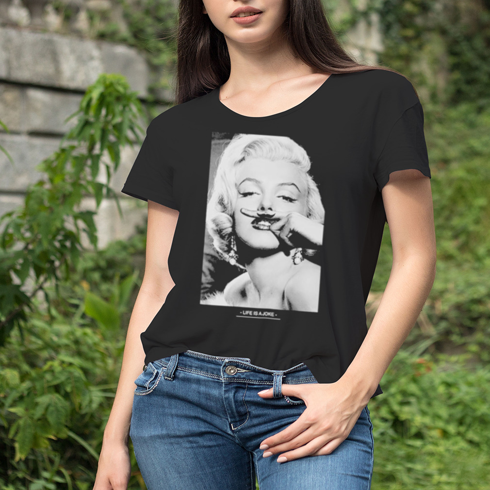 Women's tshirt