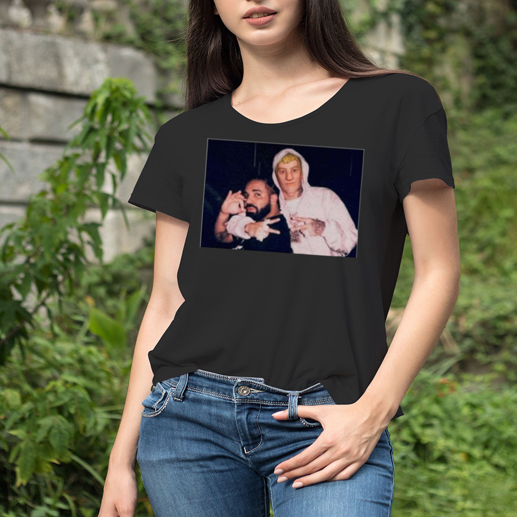 Women's tshirt