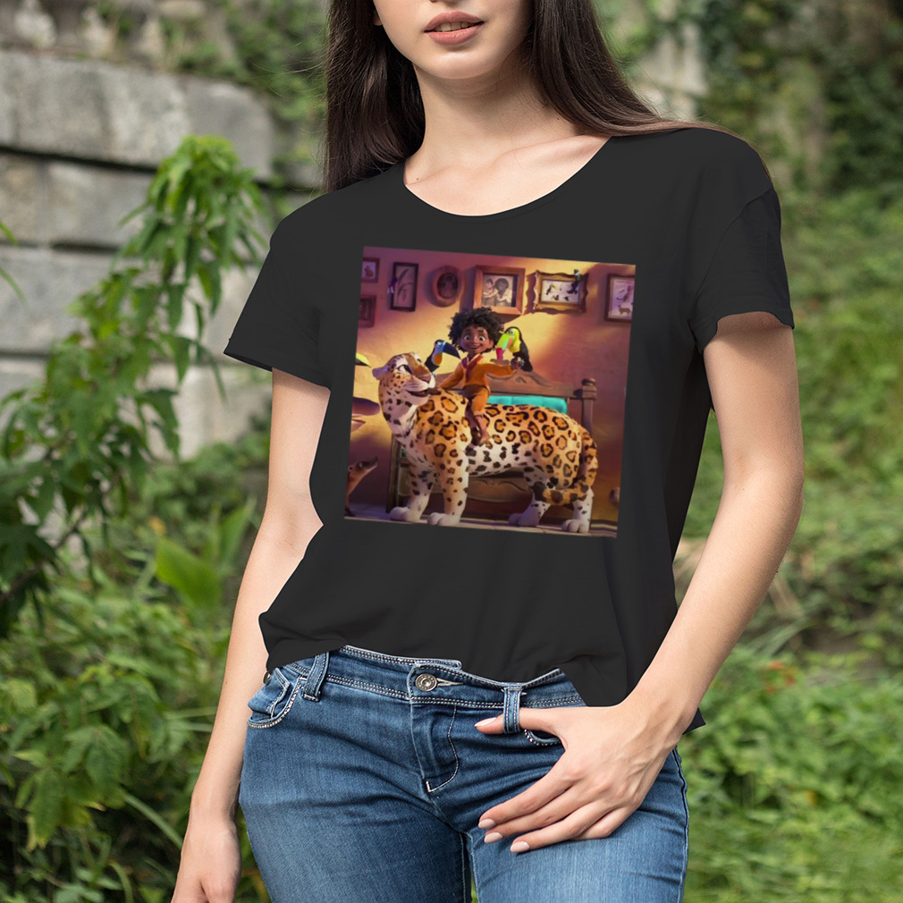 Women's tshirt