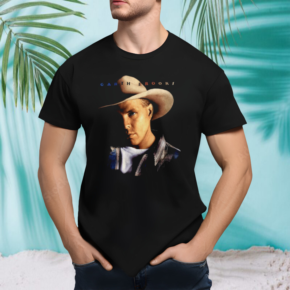 Vintage Distressed 90s Garth Brooks shirt