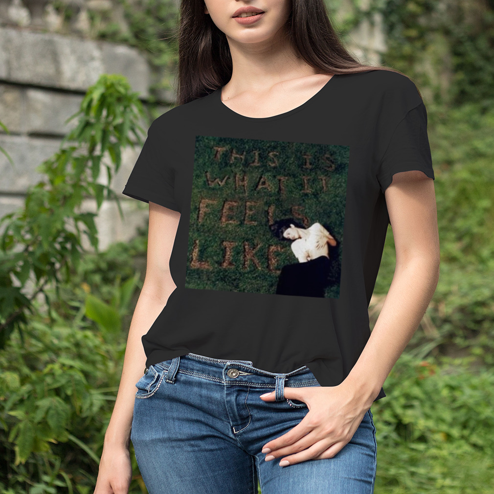 Women's tshirt