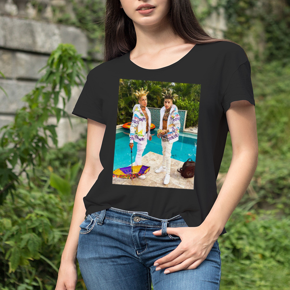 Women's tshirt
